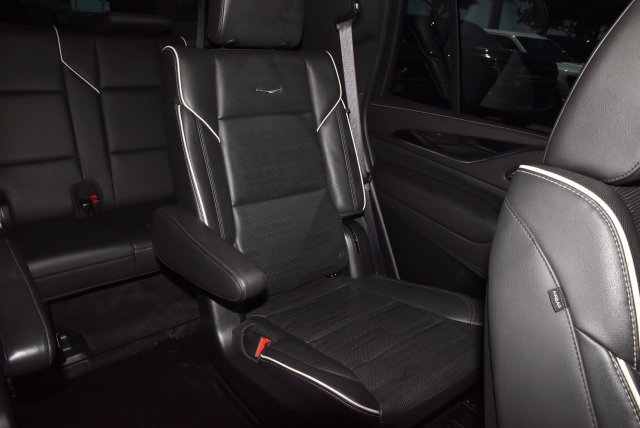 Used 2022 Cadillac Escalade Sport w/ Touring Package AWD/4WD image 22