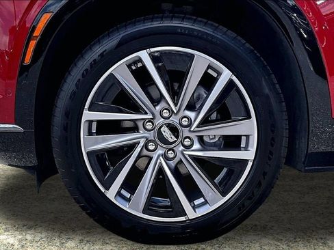 Used 2026 Cadillac Vistiq Sport w/ LPO, Floor Liner Package AWD/4WD image 35
