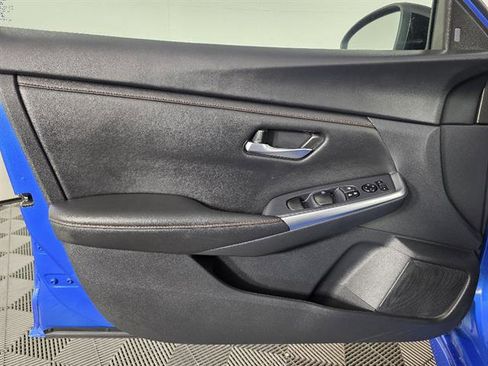 Used 2024 Nissan Sentra SR FWD image 37