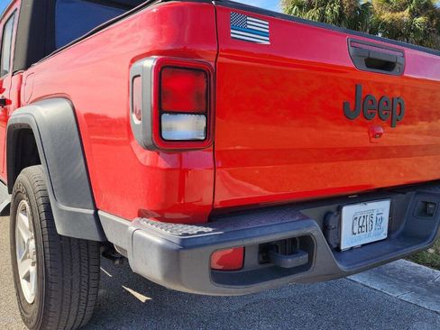 Used 2020 Jeep Gladiator Sport w/ Quick Order Package 24S image 13