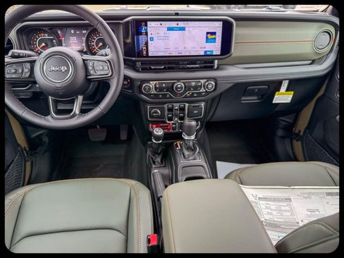 New 2026 Jeep Gladiator Mojave image 22