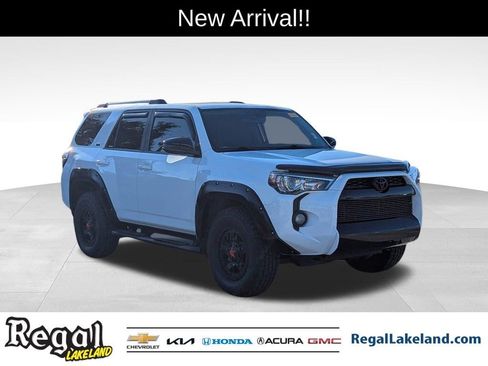 Used 2019 Toyota 4Runner image 1