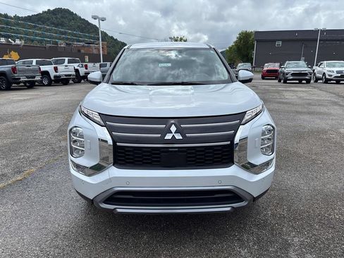 Used 2025 Mitsubishi Outlander SE AWD/4WD image 8