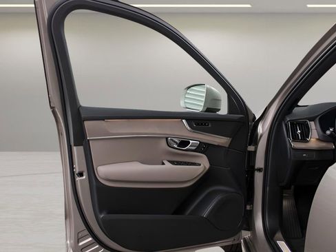 New 2026 Volvo XC90 B6 Core image 29