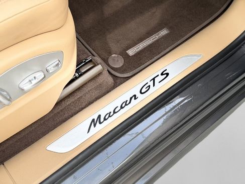 Used 2017 Porsche Macan GTS image 24