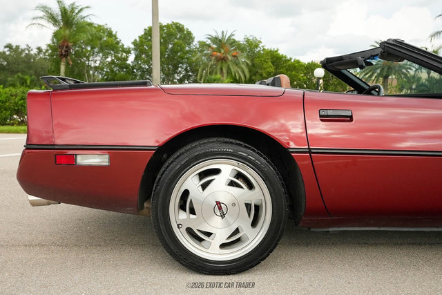 Used 1988 Chevrolet Corvette Convertible RWD image 10