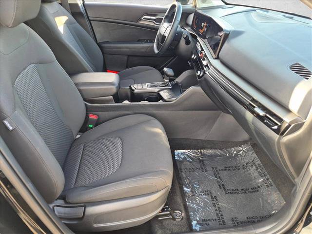 Used 2026 Kia Sportage LX FWD image 25