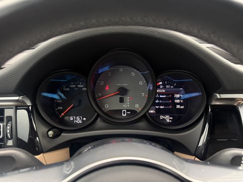 Used 2019 Porsche Macan S AWD/4WD image 32