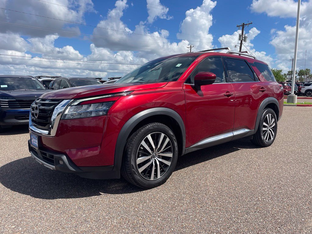 Certified 2023 Nissan Pathfinder Platinum w/ Cargo Package AWD/4WD image 3