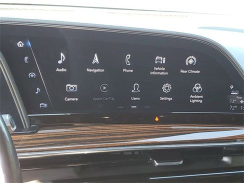 Used 2022 Cadillac Escalade Luxury image 17
