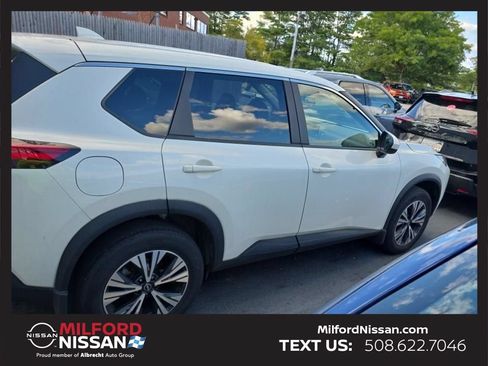 Certified 2023 Nissan Rogue SV AWD/4WD image 5