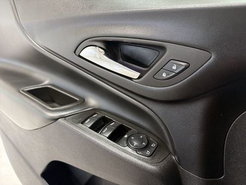 Certified 2024 Chevrolet Equinox LT w/ LPO, Floor Liner Package image 21