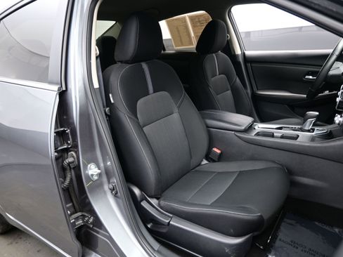 Used 2025 Nissan Sentra SV w/ All-Weather Package FWD image 13