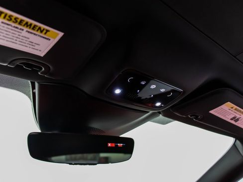 Certified 2022 Ferrari Roma image 40