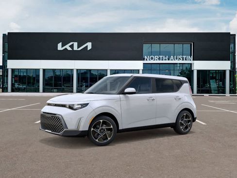 New 2025 Kia Soul EX image 3