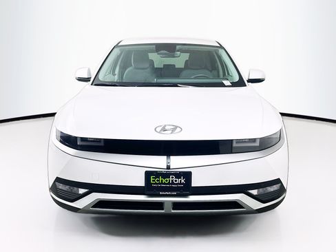 Used 2024 Hyundai Ioniq 5 SEL RWD image 2