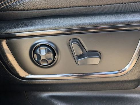 Used 2023 RAM 1500 Limited w/ Trailer Tow Group image 26