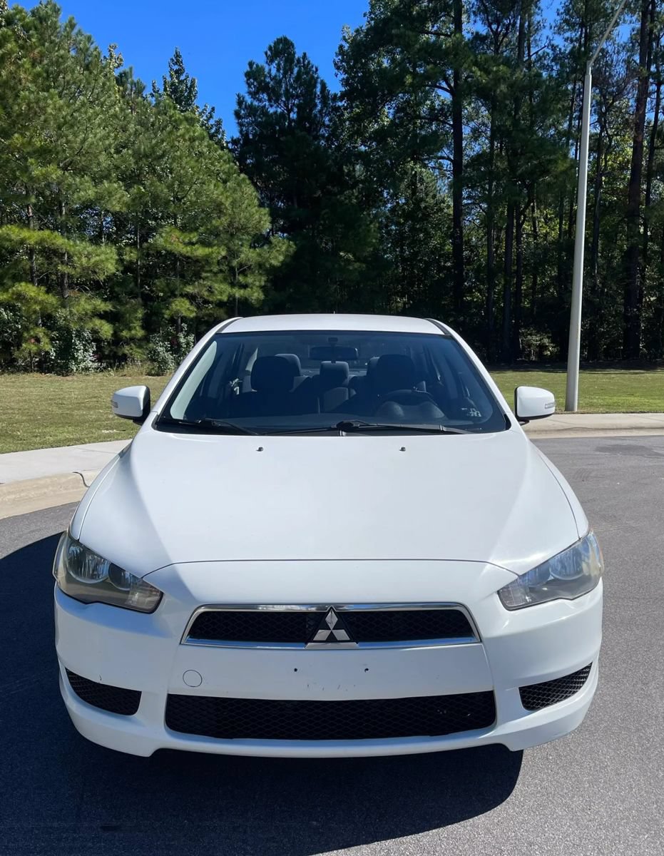 Used 2015 Mitsubishi Lancer ES FWD image 3