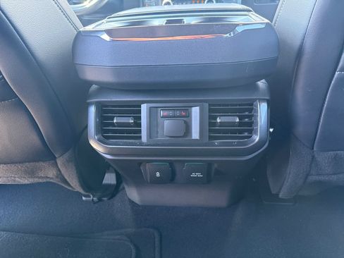 Used 2023 Ford F150 Lariat w/ Equipment Group 502A High AWD/4WD image 16