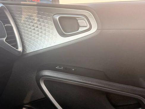Used 2024 Kia Soul LX w/ Option Group 015 FWD image 25