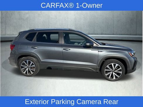 Used 2022 Volkswagen Taos SE image 7
