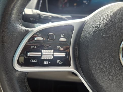 Used 2021 Mercedes-Benz GLB 250 image 26
