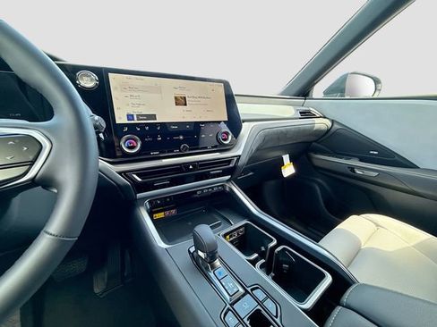 New 2026 Lexus TX 350 AWD image 30
