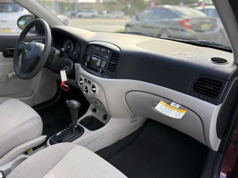 Used 2009 Hyundai Accent GLS w/ Popular Equipment Pkg 5 image 21