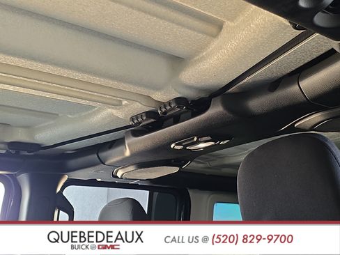 Used 2018 Jeep Wrangler Unlimited Sport S AWD/4WD image 12