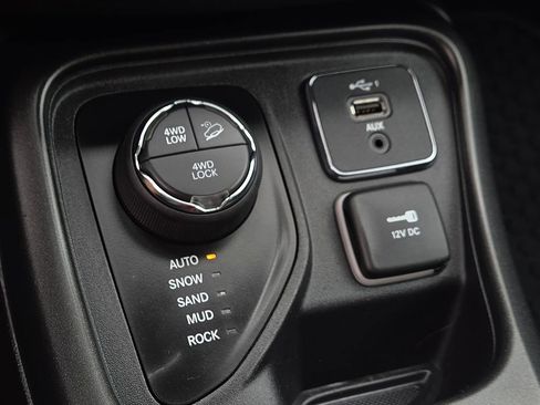 Used 2019 Jeep Compass Trailhawk image 15