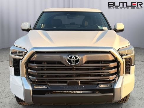 New 2026 Toyota Tundra Limited AWD/4WD image 9