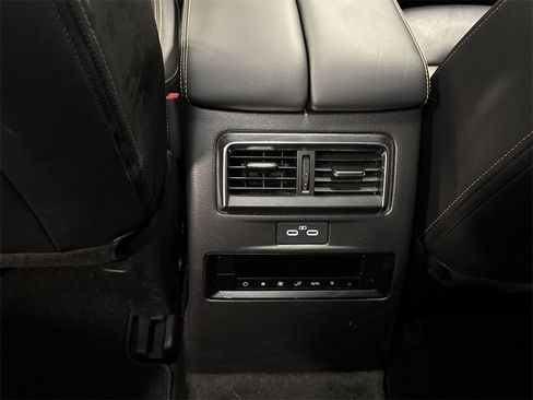 Certified 2025 MAZDA CX-90 3.3 Turbo w/ Preferred Package image 10