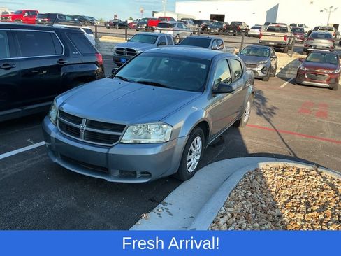Used 2010 Dodge Avenger SXT FWD image 1