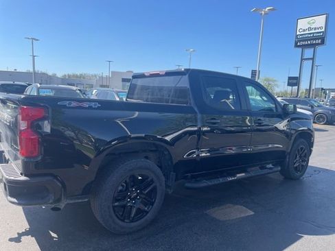 Used 2024 Chevrolet Silverado 1500 Custom w/ Turbomax Blackout Package AWD/4WD image 2