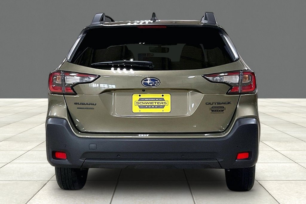 Used 2025 Subaru Outback Onyx Edition AWD/4WD image 4