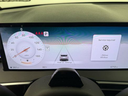 Used 2026 Genesis GV70 2.5T Select image 23