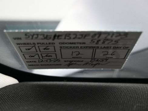 Used 2018 Tesla Model 3 Long Range image 43