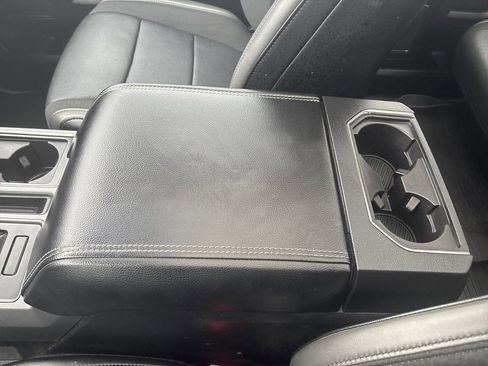 Used 2019 Ford F150 Raptor w/ Equipment Group 802A Luxury image 21