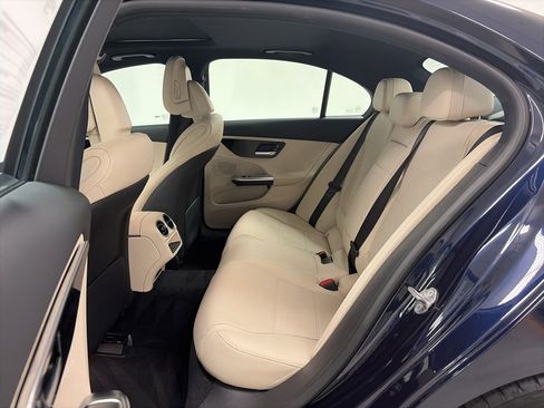 Used 2022 Mercedes-Benz C 300 4MATIC Sedan image 16