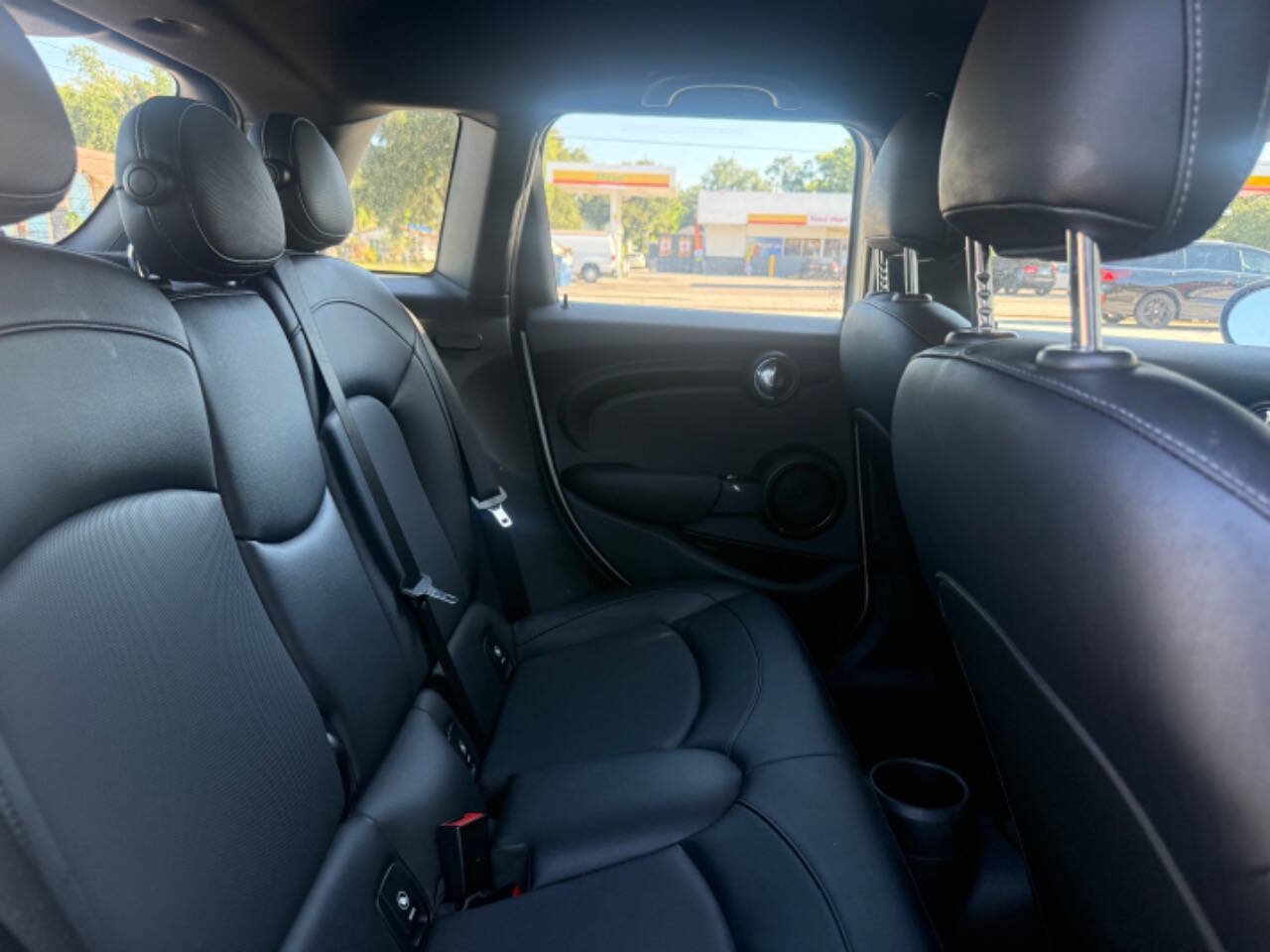 Used 2019 MINI Cooper 4-Door Hardtop FWD image 20
