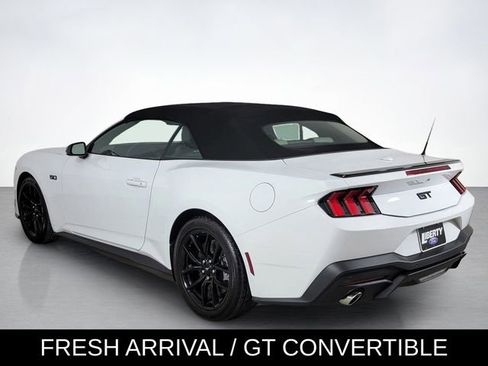 Used 2025 Ford Mustang GT Premium RWD image 5
