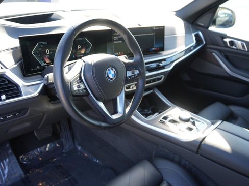 Certified 2024 BMW X5 sDrive40i w/ Premium Package image 14
