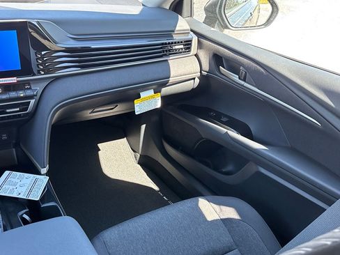 New 2026 Toyota Camry LE w/ Convenience Package image 29