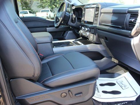 Used 2025 Ford F350 Lariat w/ Lariat Ultimate Package AWD/4WD image 17