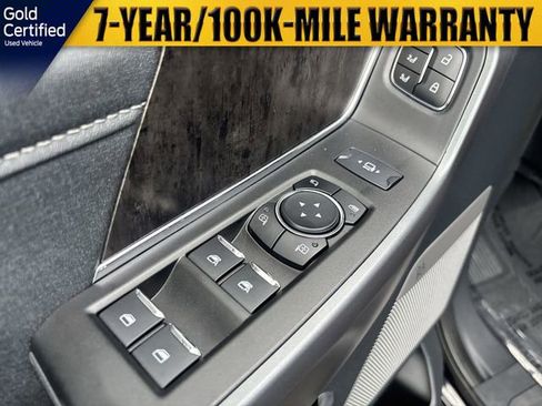 Used 2025 Ford F250 Lariat w/ Black Appearance Package AWD/4WD image 22