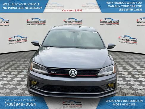 Used 2017 Volkswagen Jetta GLI FWD image 2