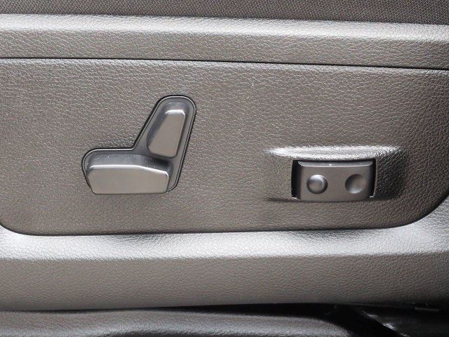 Used 2026 RAM 2500 Big Horn AWD/4WD image 20
