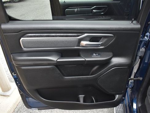 Used 2019 RAM 1500 Big Horn AWD/4WD image 25