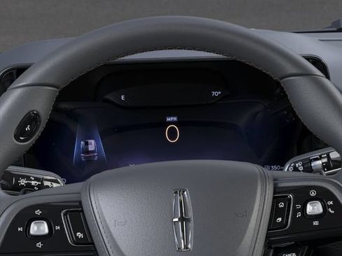 New 2026 Lincoln Aviator AWD image 13