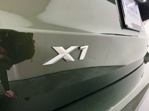 Certified 2025 BMW X1 xDrive28i w/ Technology Package image 31